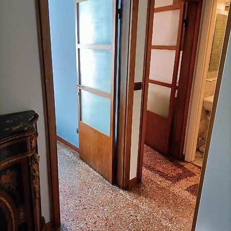 Sun Studio Apartment โบโลญญา ภายนอก รูปภาพ