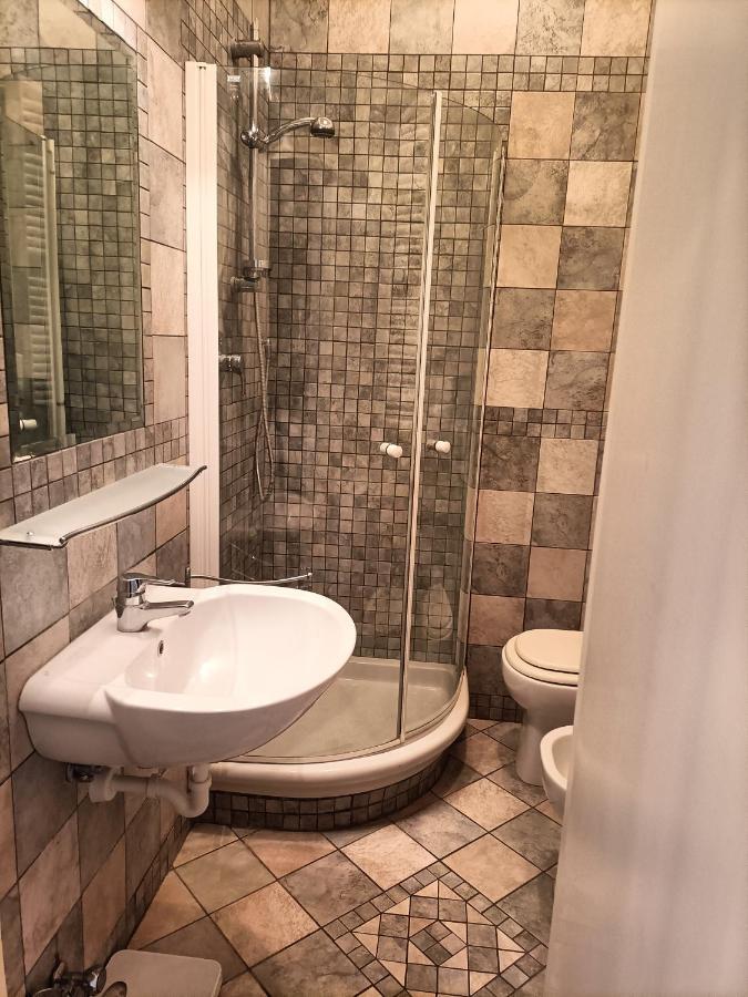 Sun Studio Apartment โบโลญญา ภายนอก รูปภาพ